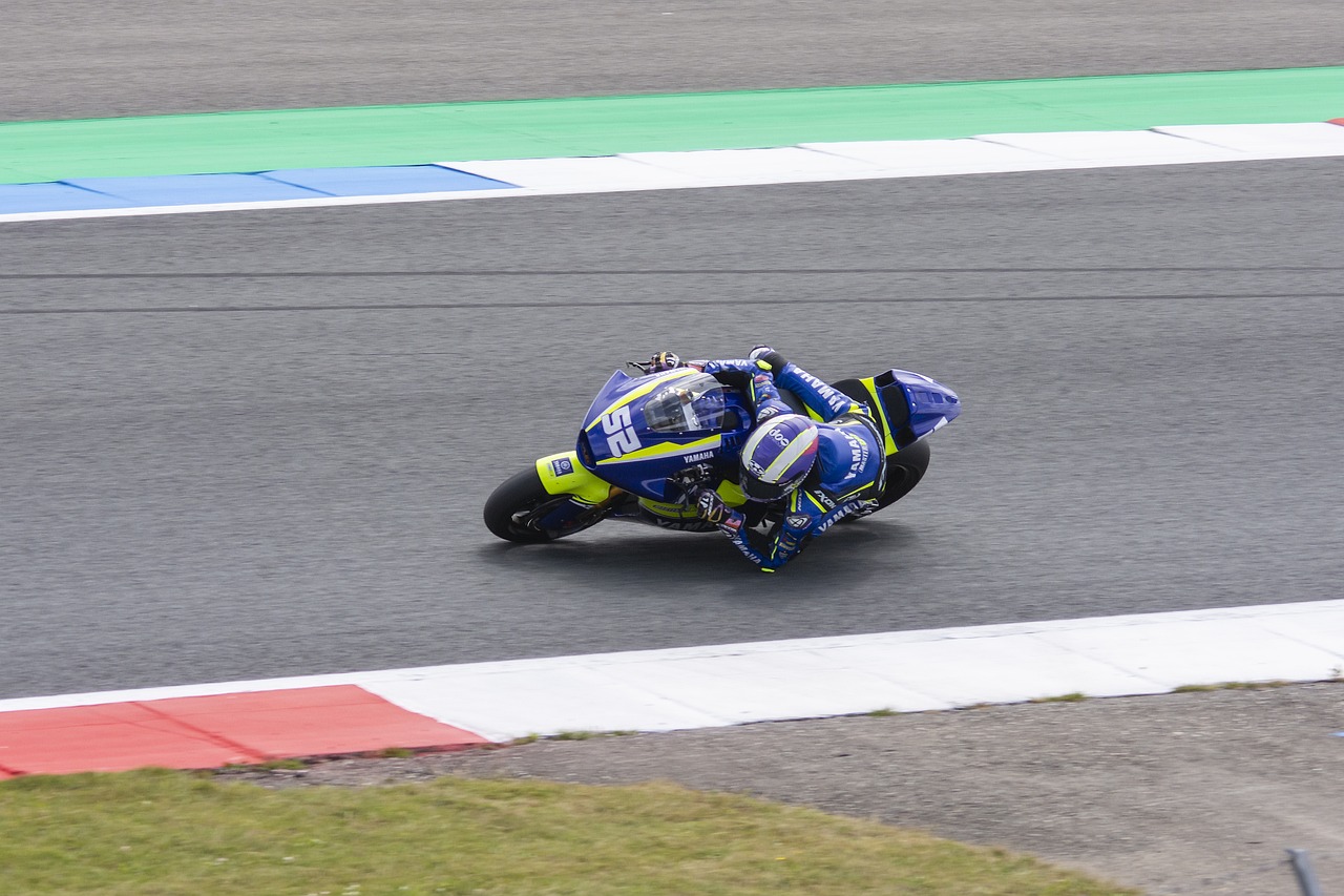 攀岩不仅提 攀岩不仅提